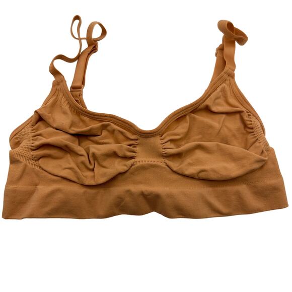 Skims Seamless Sculpt Bralette Size Small / Medium - Picture 1 of 4